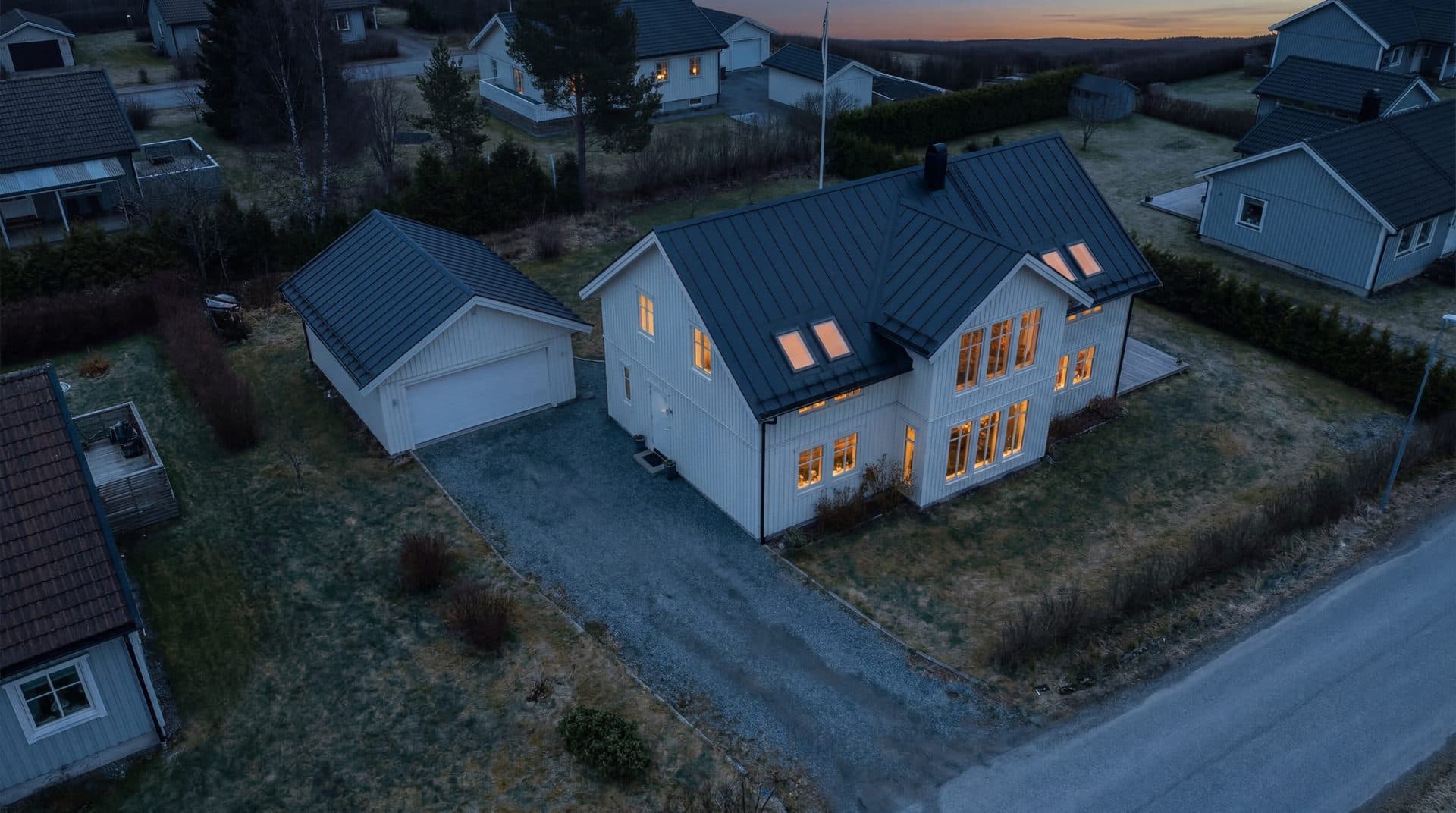 drone, Kveld